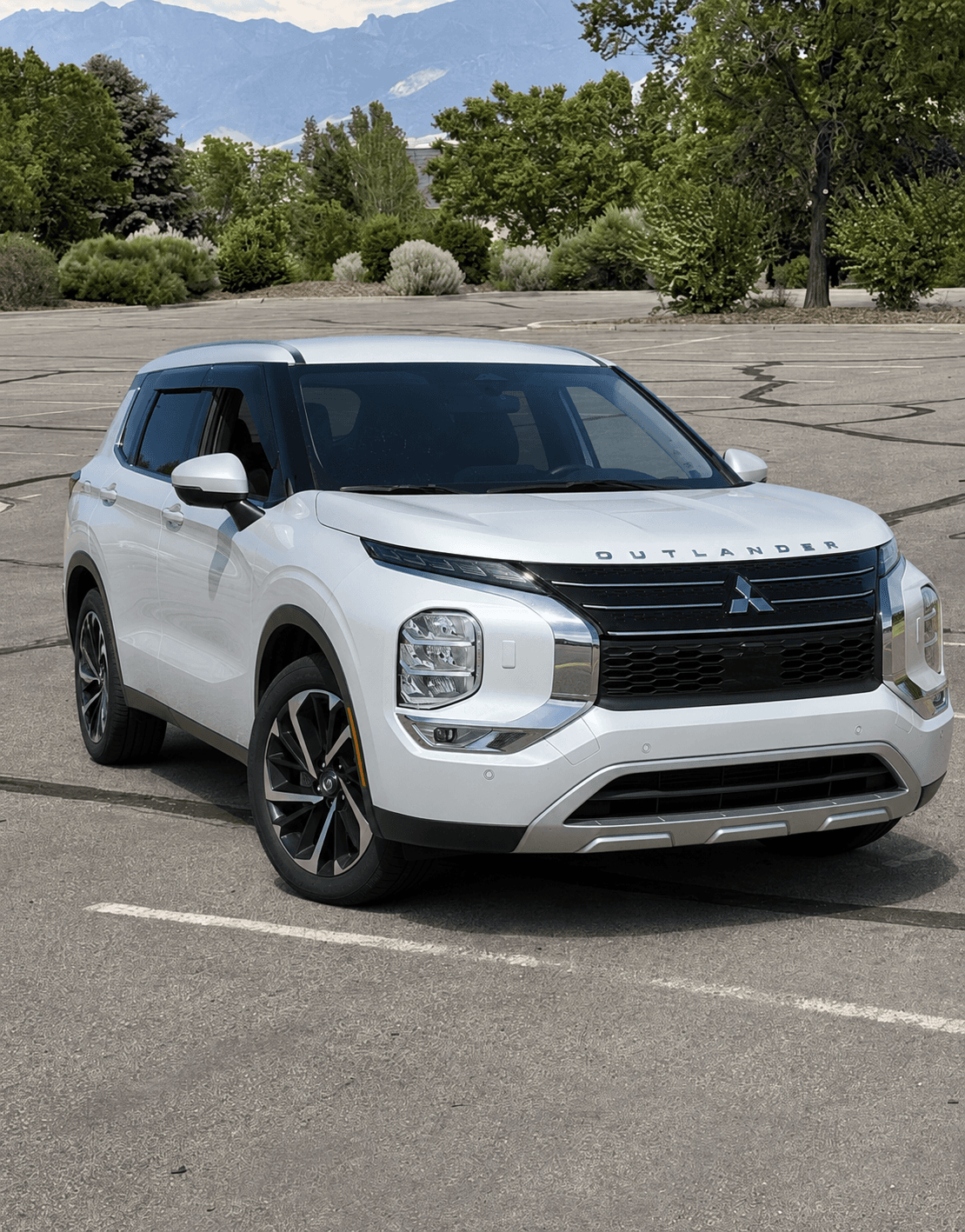 2024 Mitsubishi Outlander SE