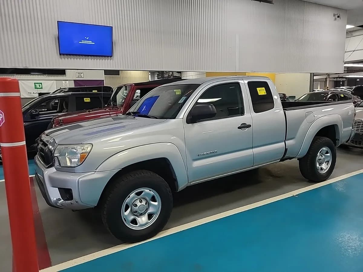 2013 Toyota Tacoma — 6