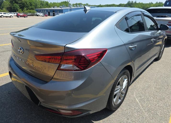 2019 Hyundai Elantra Value Edition — 3