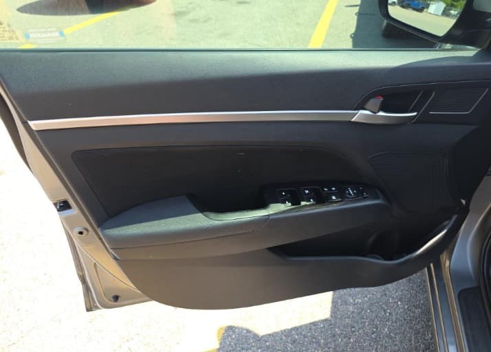 2019 Hyundai Elantra Value Edition — 13