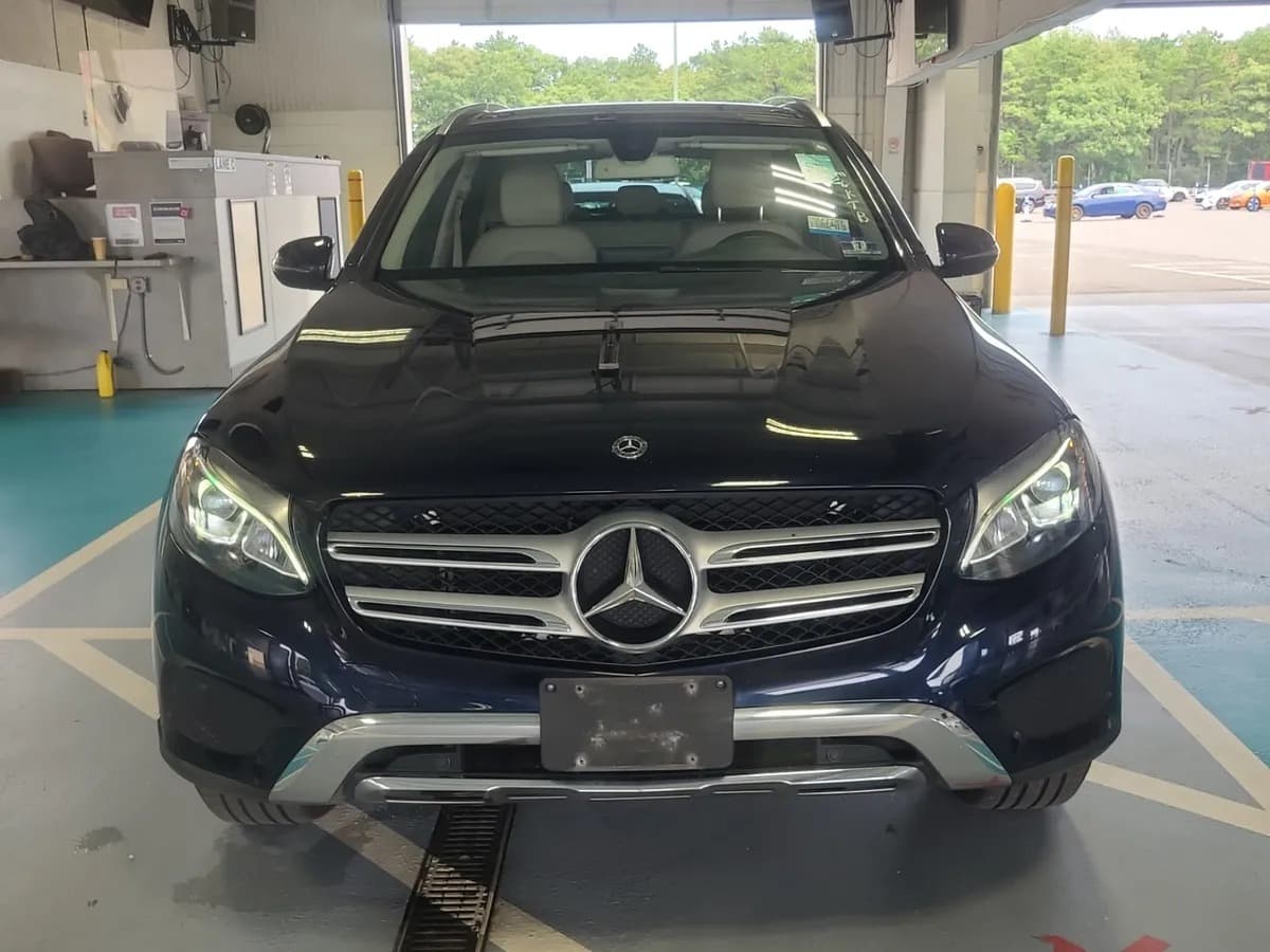 2019 Mercedes-Benz GLC 300 — 4