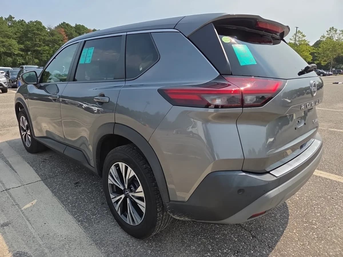2022 Nissan Rogue SV — 2